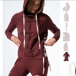 NSF SAYDE BURGUNDY SIZE P